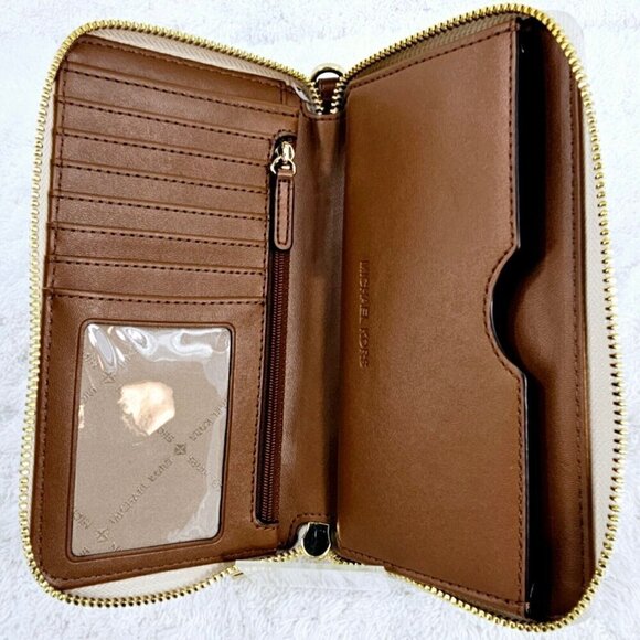 MICHAEL KORS Vanilla Canvas Jet Set Travel Large Continental Wallet Wristlet EUC - Picture 15 of 16